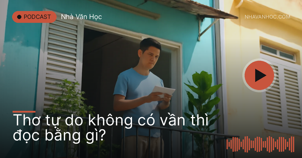 Chàng trai đứng trên ban công nhà phố đọc thơ trong buổi sáng gió nhẹ
